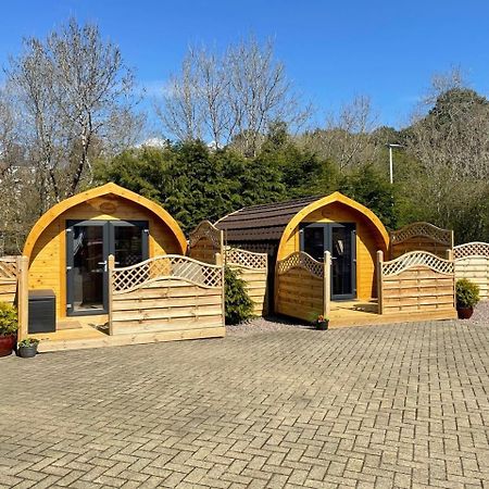 Conifer Cabins Fort William Eksteriør bilde