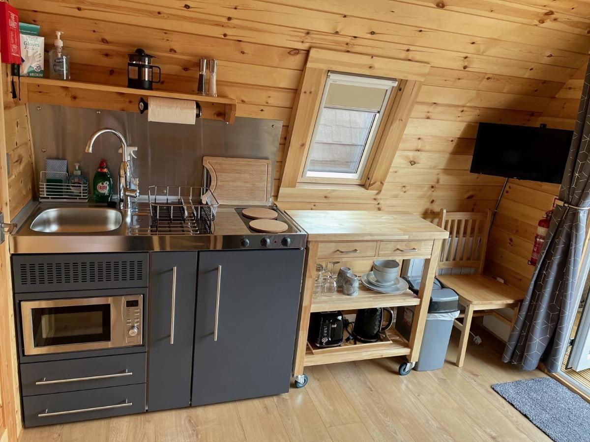 Conifer Cabins Fort William Eksteriør bilde