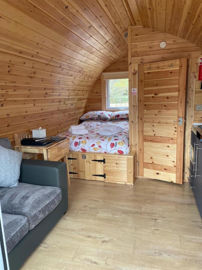 Conifer Cabins Fort William Eksteriør bilde