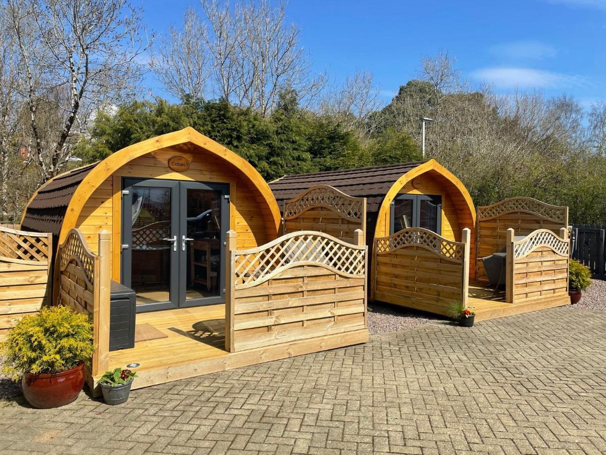 Conifer Cabins Fort William Eksteriør bilde