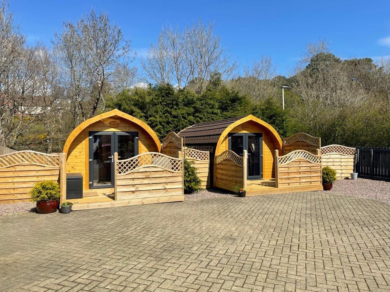 Conifer Cabins Fort William Eksteriør bilde